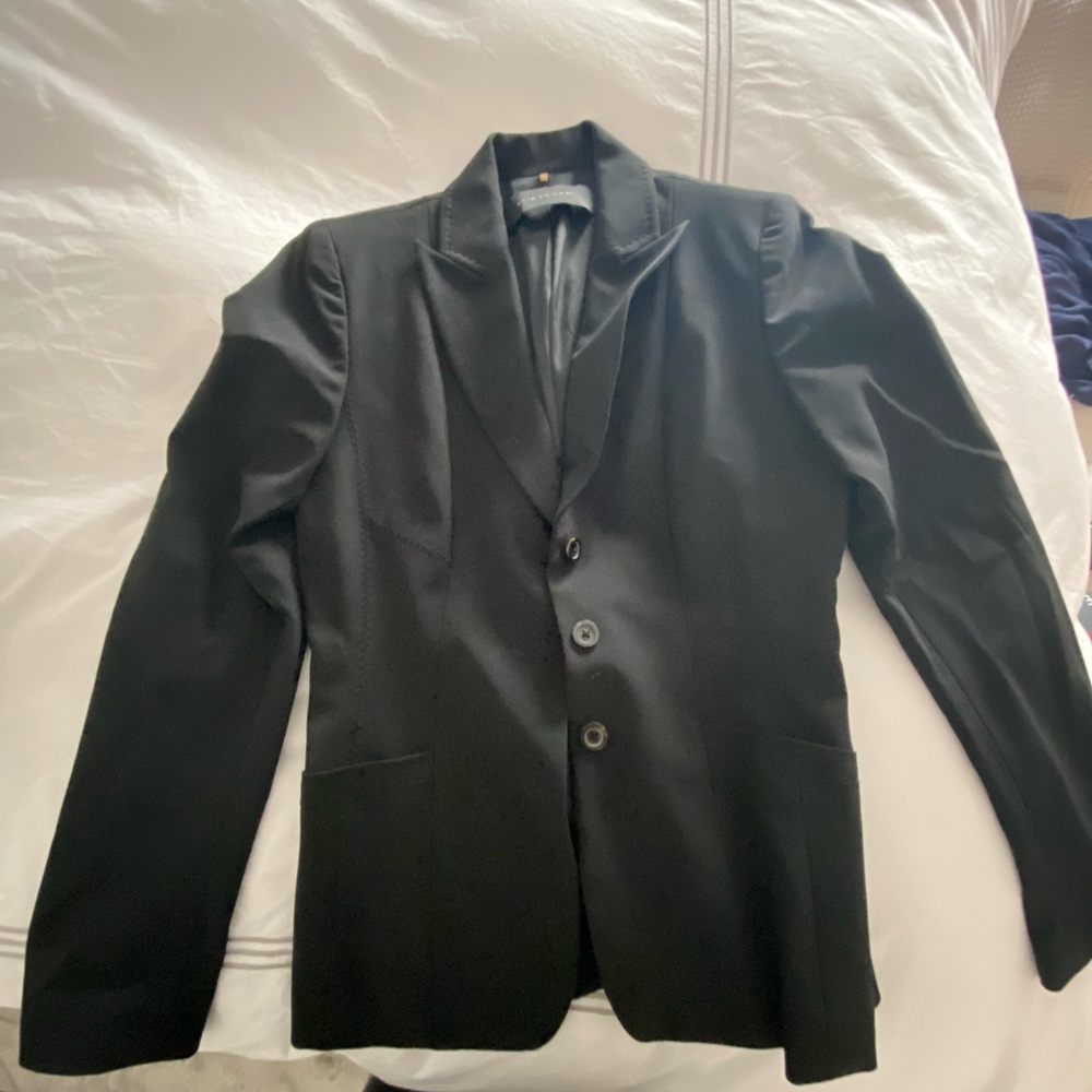 *SOLD* Elie Tahari Blazer